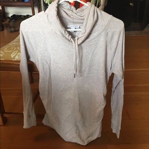 Maternity sweatshirt